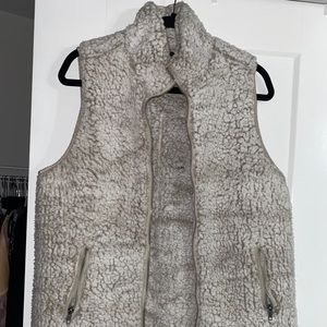 Sherpa vest